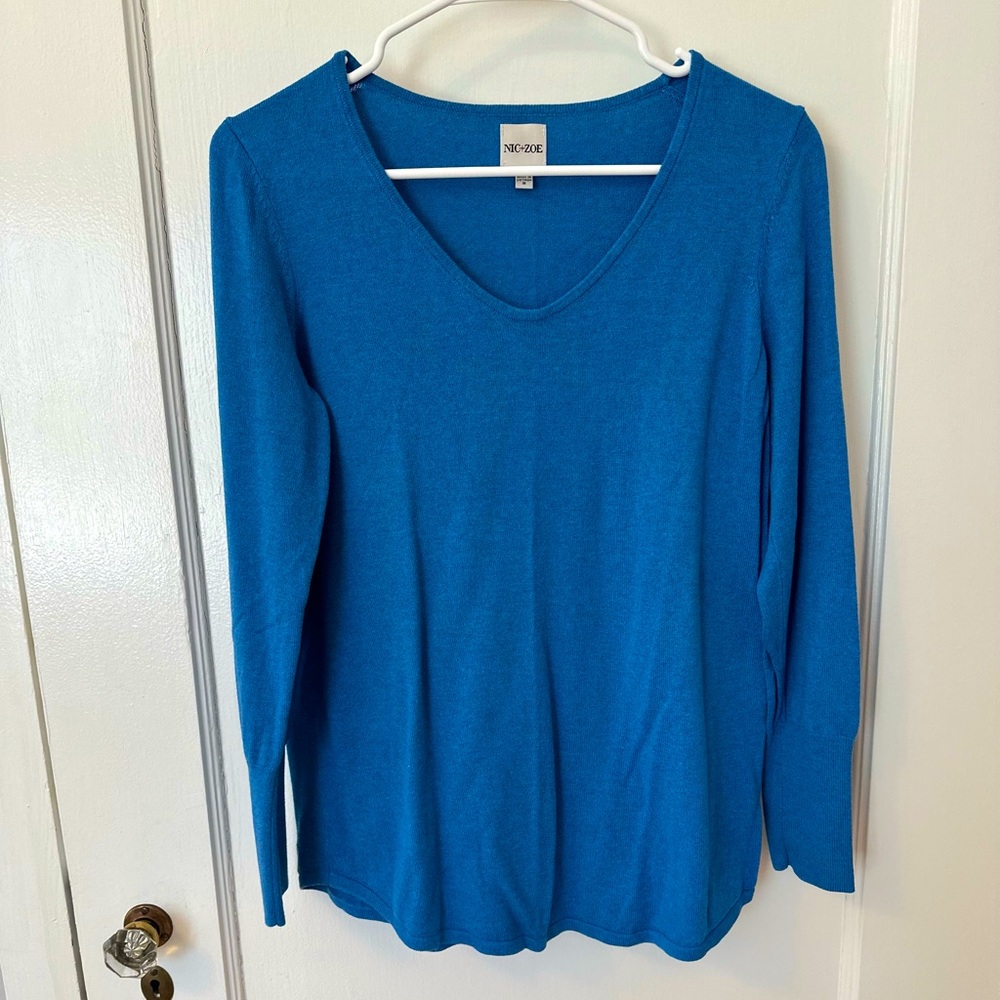 Nic+Zoe v-neck vital sweater in blue size S